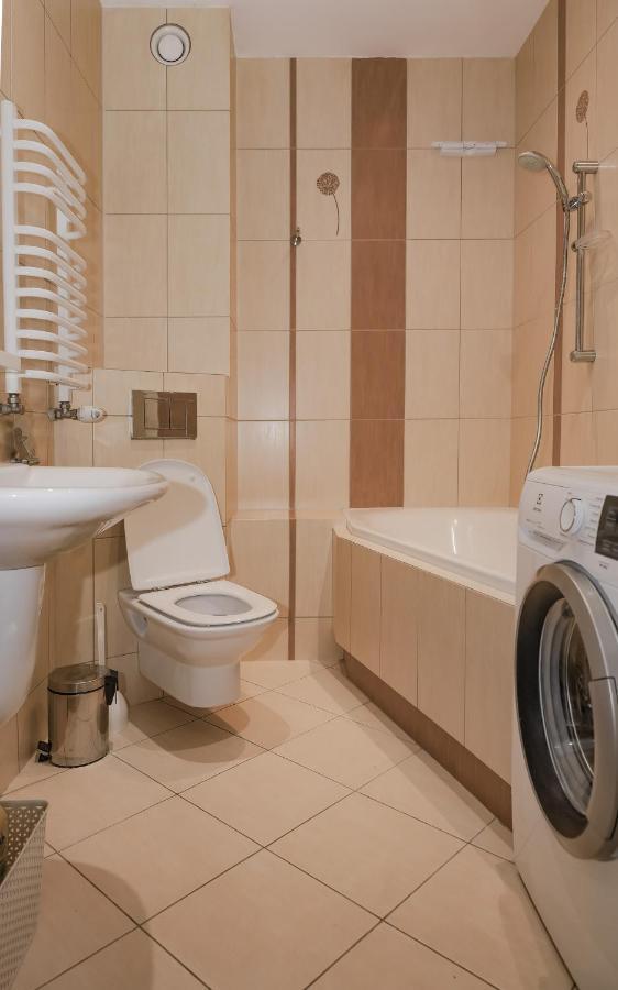 Cosy And Comfortable Apartment In Cracov Krakau Buitenkant foto
